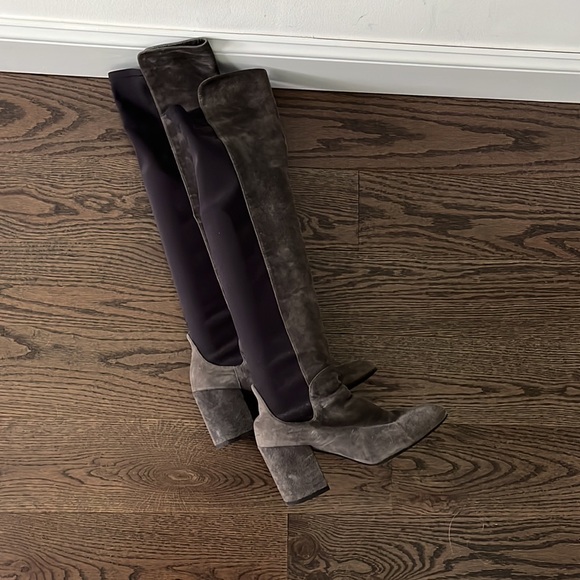 Stuart Weitzman grey boots - Picture 5 of 5
